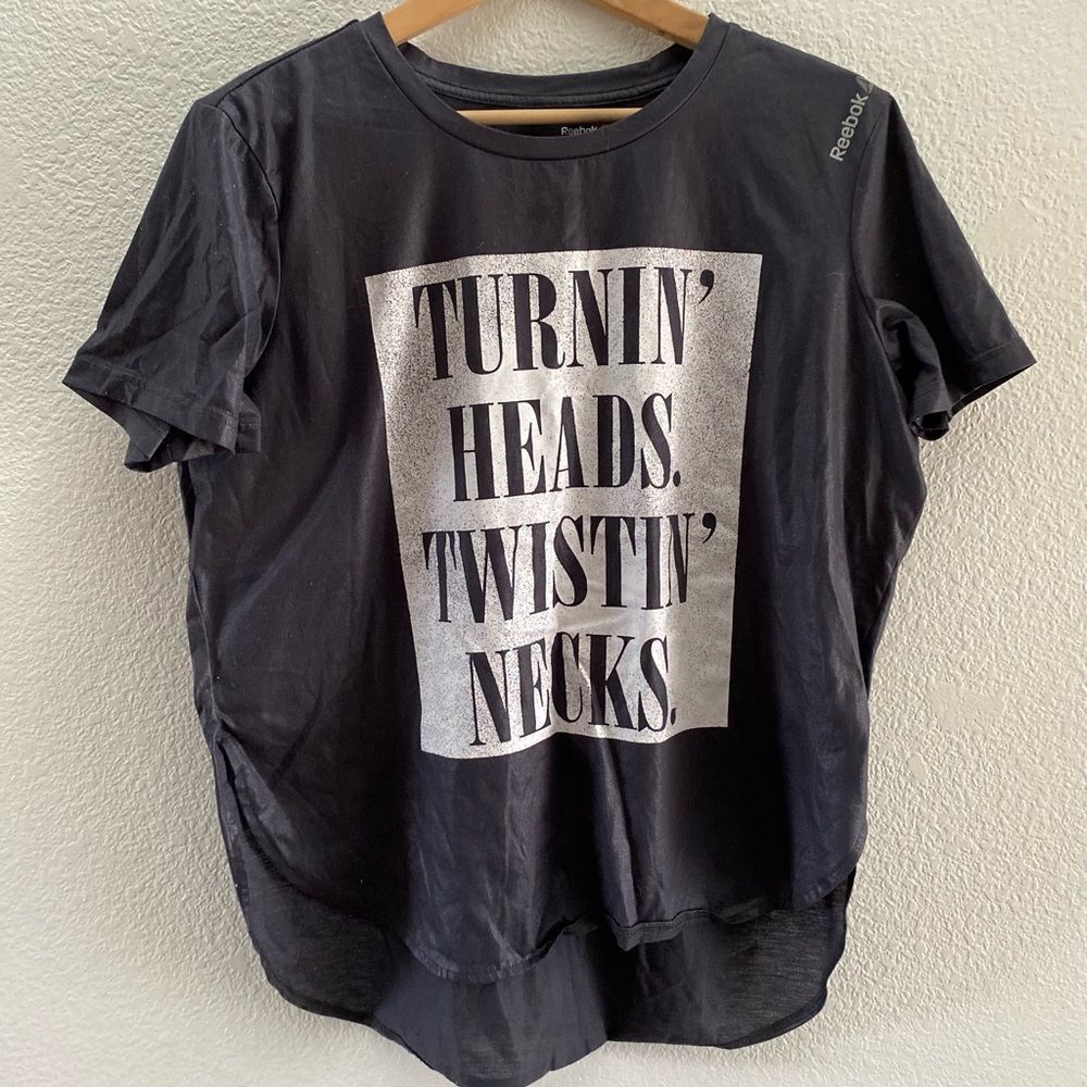 Reebok Turnin' Heads Twistin' Necks Athletic Workout Fitness Shirt Top Lage
